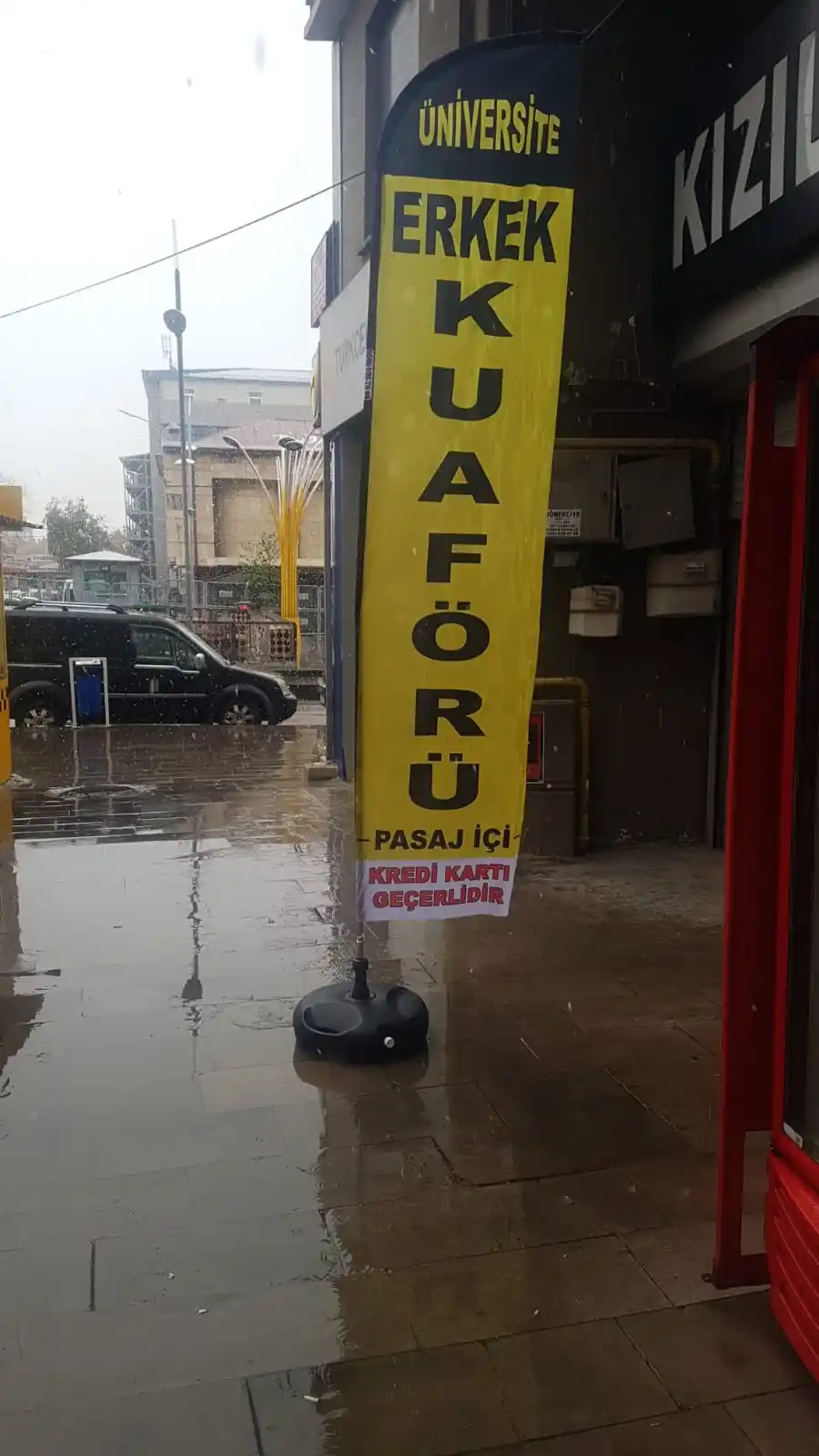 Erkek Kuaförü Yelken Bayrağı-1